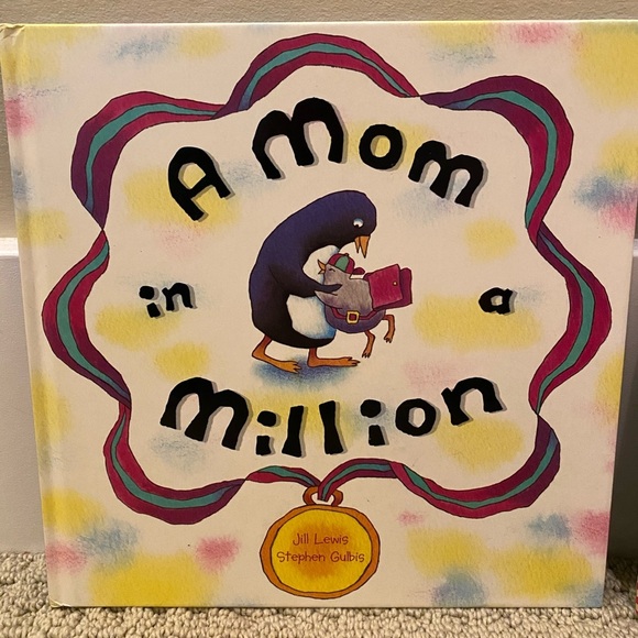 2 x “Mom” Hardcover books - Picture 4 of 10